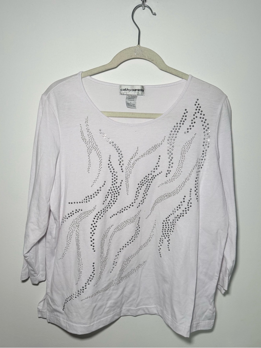 Cathy Daniels White Embellished Scoop Neck Top